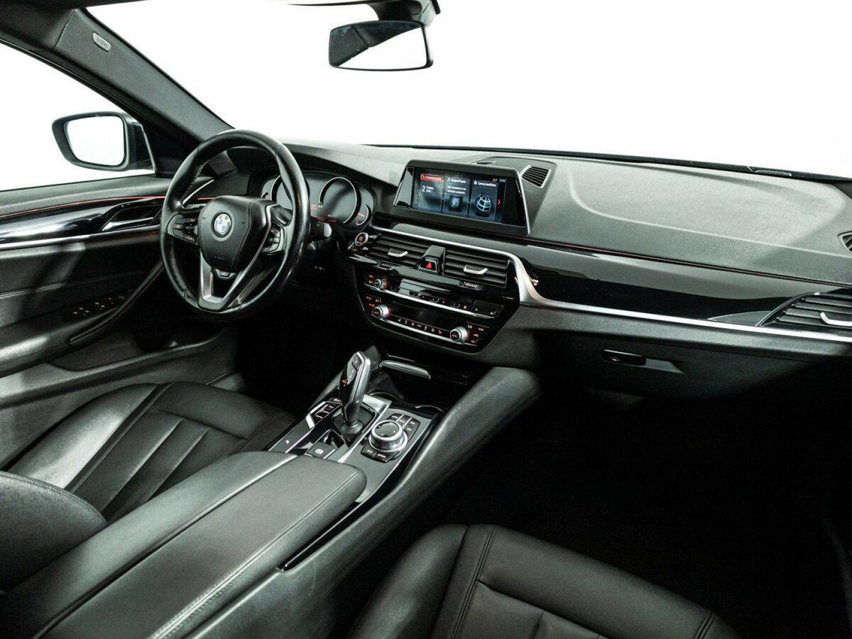 Купить БМВ 5 серии, 2017, 323 000 км.. Фото: #8