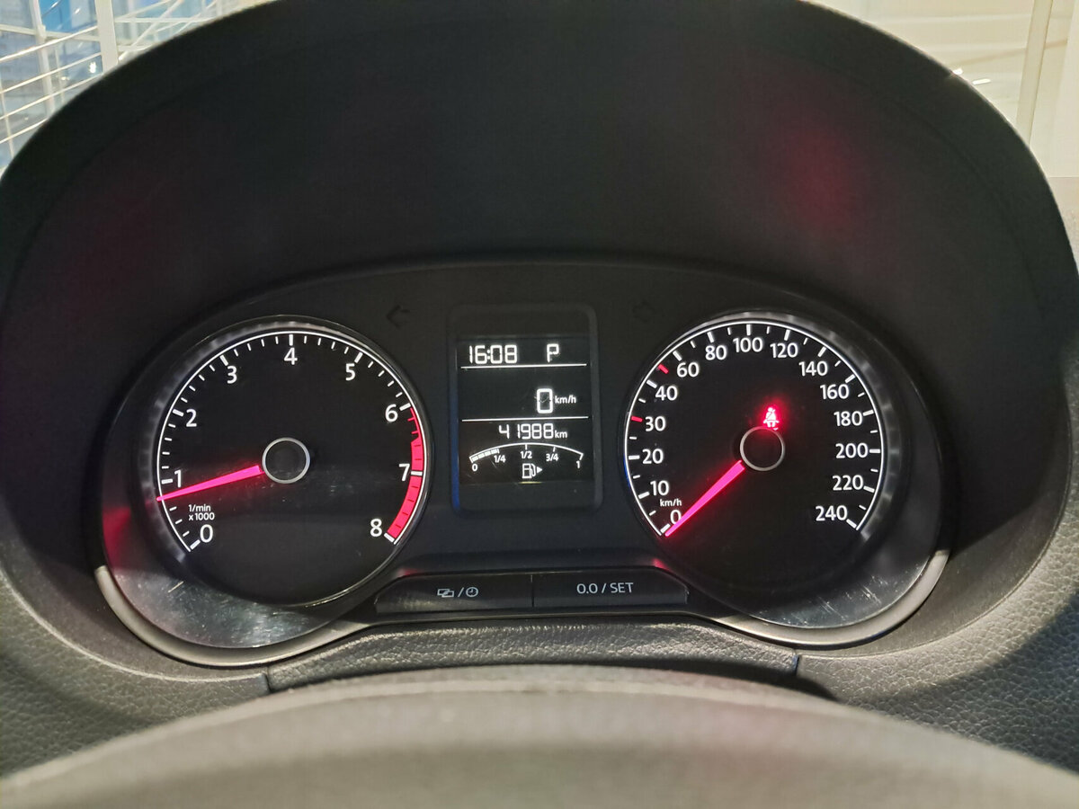 Купить Volkswagen Polo, 2017, 41 987 км.. Фото: #12