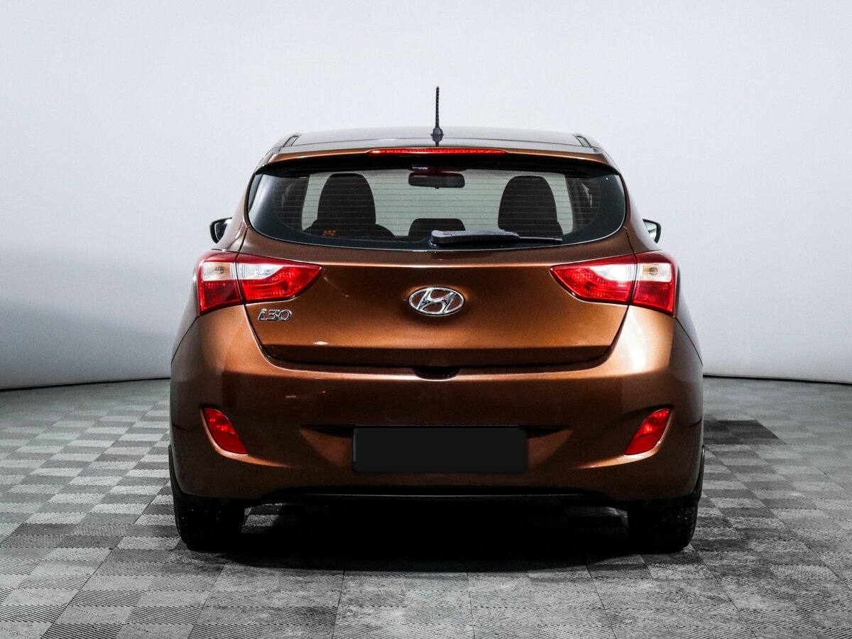 Купить Hyundai i30, 2012, 308 036 км.. Фото: #4