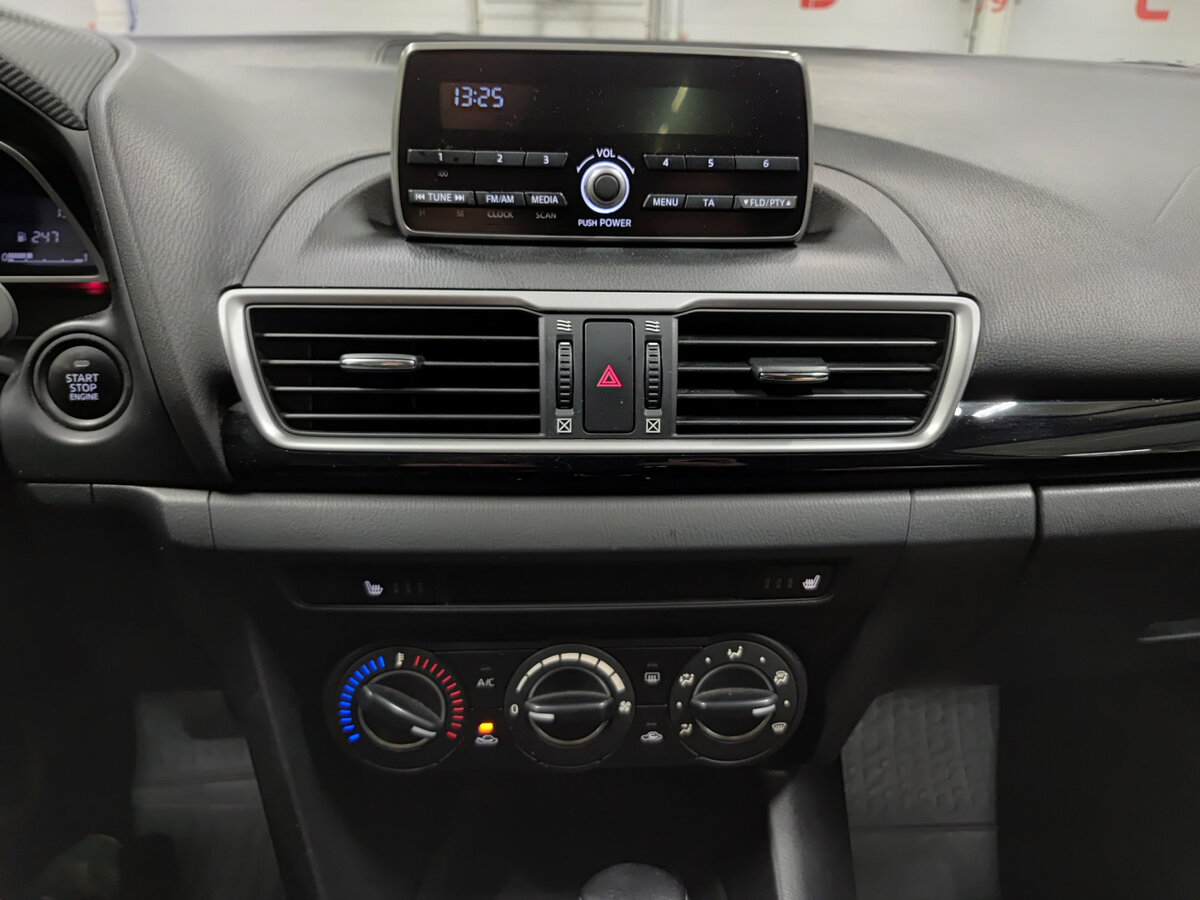 Купить Mazda 3, 2014, 131 176 км.. Фото: #14