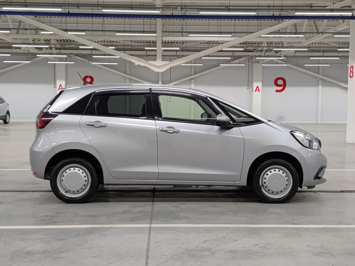 Купить Honda Fit, 2020, 99 772 км.. Фото: #3