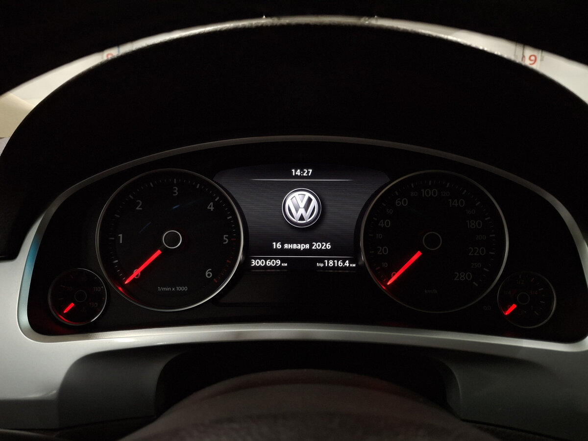 Купить Volkswagen Touareg, 2013, 300 608 км.. Фото: #12