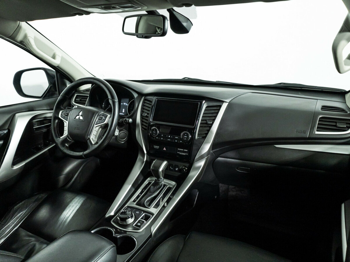 Купить Митсубиши Паджеро Спорт, 2017, 233 804 км.. Фото: #6