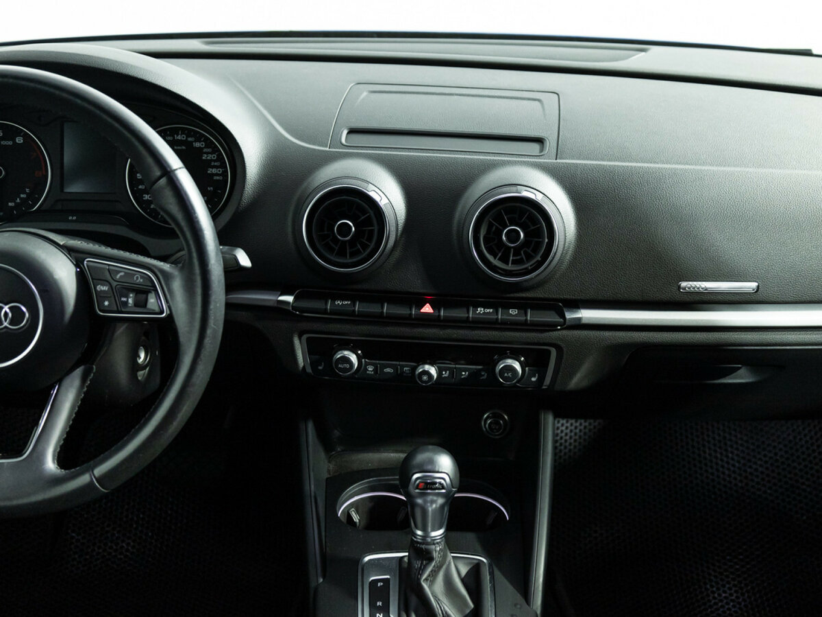 Купить Audi A3, 2019, 67 000 км.. Фото: #13